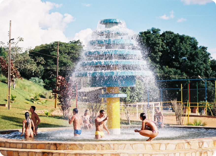 Regra para obtenção de entradas no clube águas correntes